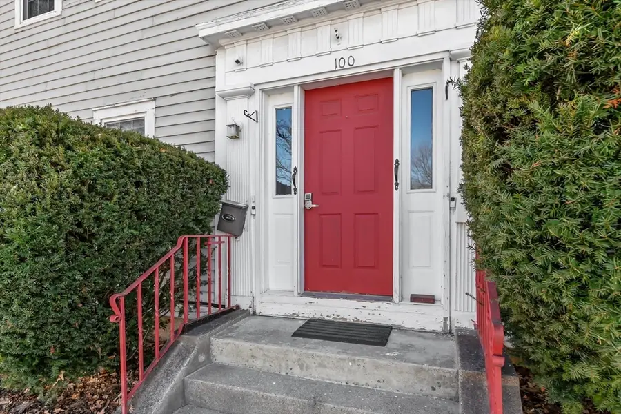 100 Burncoat St, Worcester, MA 01605 - #2