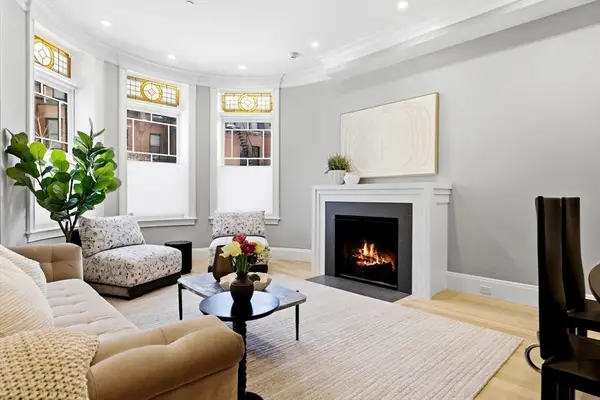 131 Saint Botolph St #1, Boston, MA 02115