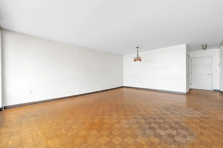 566 Commonwealth #1207, Boston, MA 02215 - #3