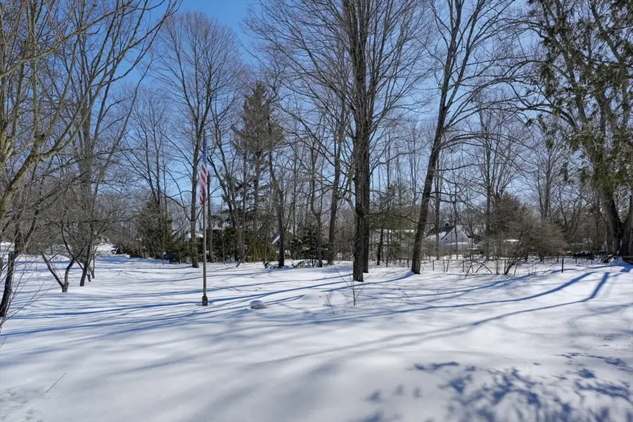 26 Mechanic St, Holliston, MA 01746 - #2