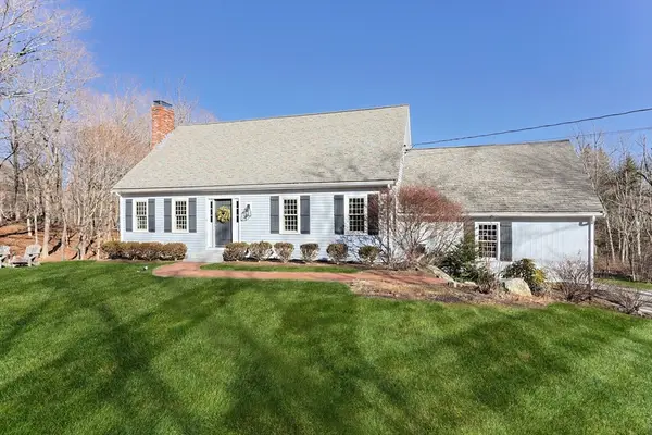 5 Farm Rd, Sherborn, MA 01770