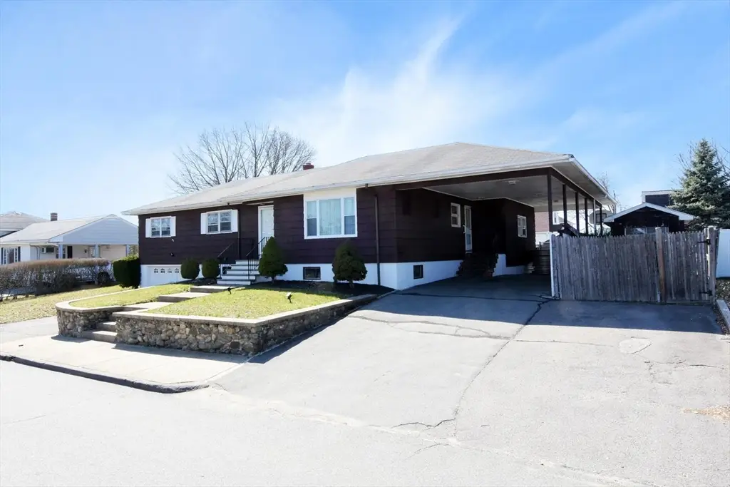 7 Erhardt Ter, Methuen, MA 01844 - #1