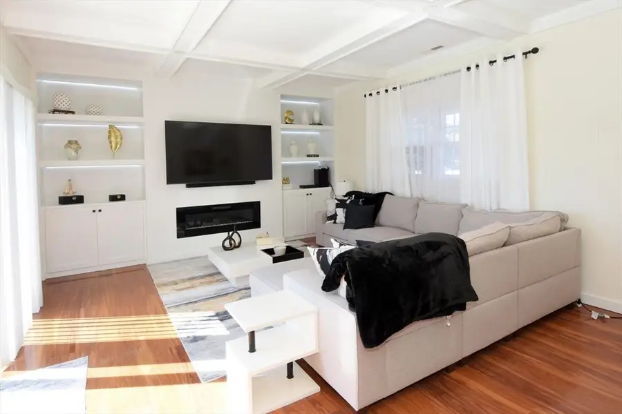 7 Erhardt Ter, Methuen, MA 01844 - #2