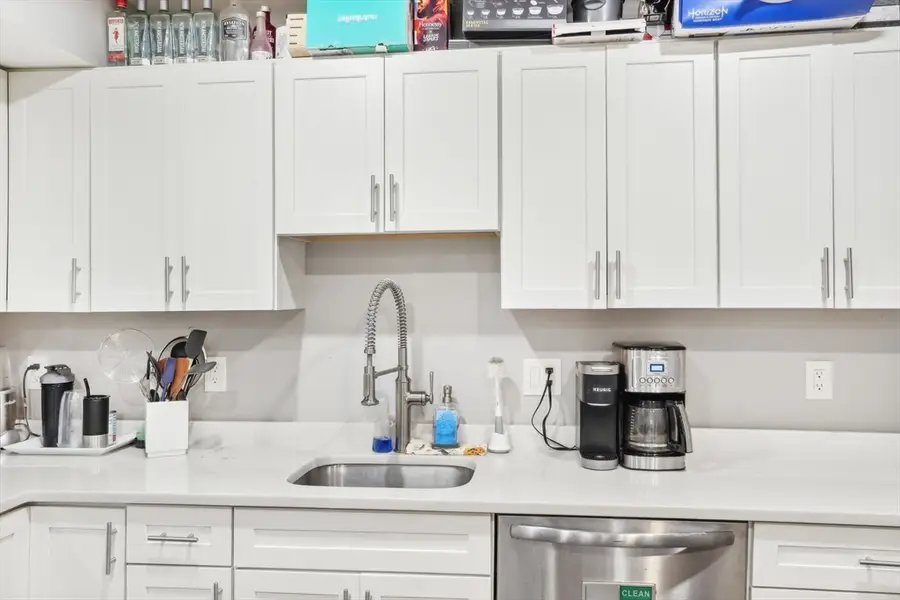 271 W 5th St, Boston, MA 02127 - #3