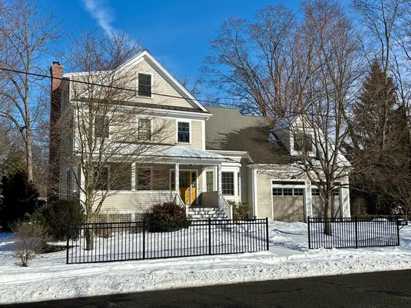 181 Stow St, Concord, MA 01742