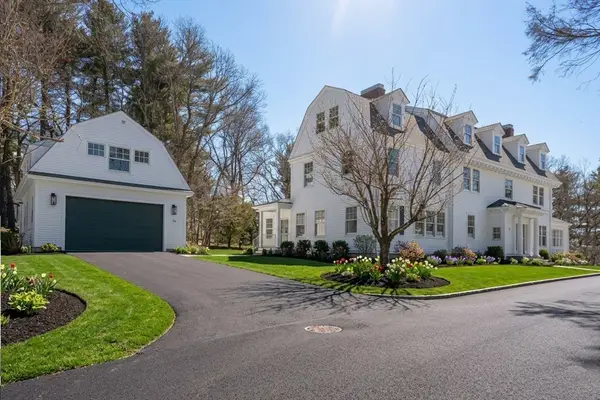 2 Effie Place, Lexington, MA 02421