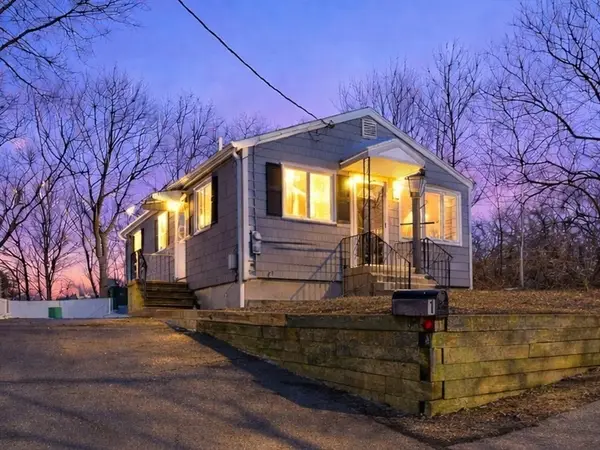 1 Hillcrest Ave, Lynn, MA 01904