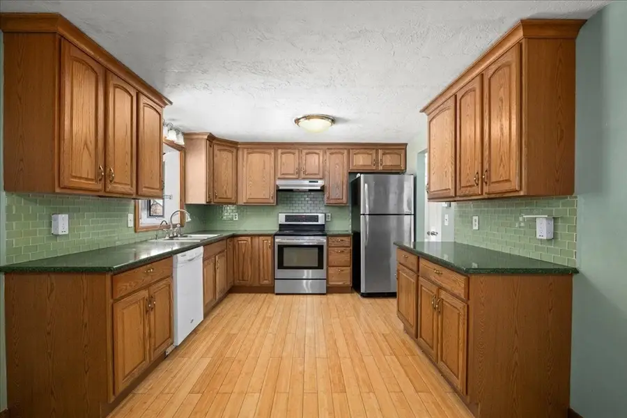 74 Locust Ave, Southbridge, MA 01550 - #3