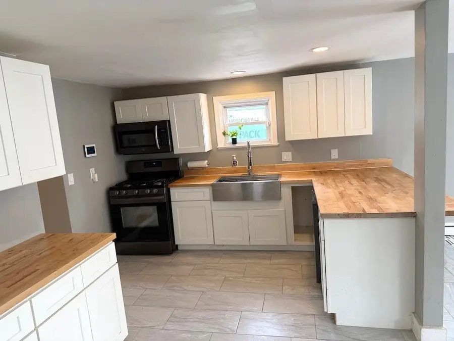 493 Rivet St, New Bedford, MA 02740 - #2