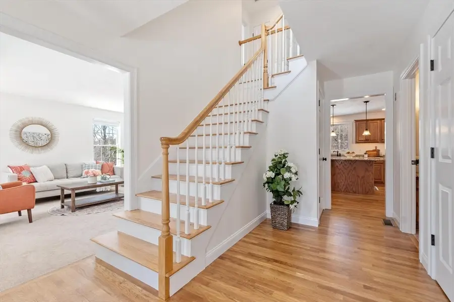 367 Mulpus Rd, Lunenburg, MA 01462 - #3