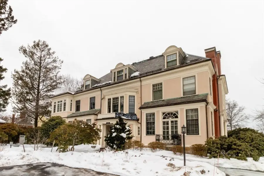 100 Pond St #9, Boston, MA 02130 - #3