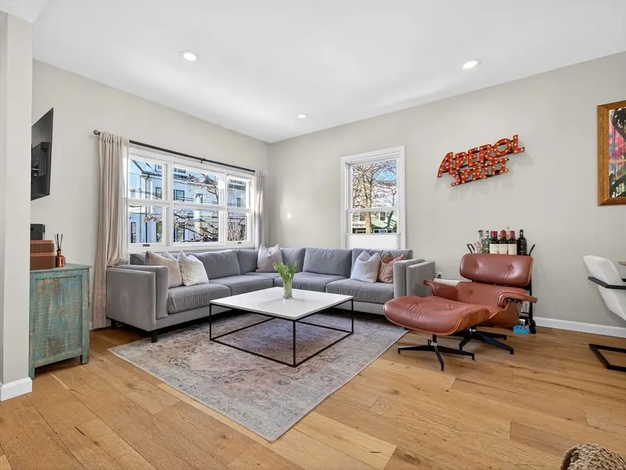 42 Oak St, Somerville, MA 02143 - #3