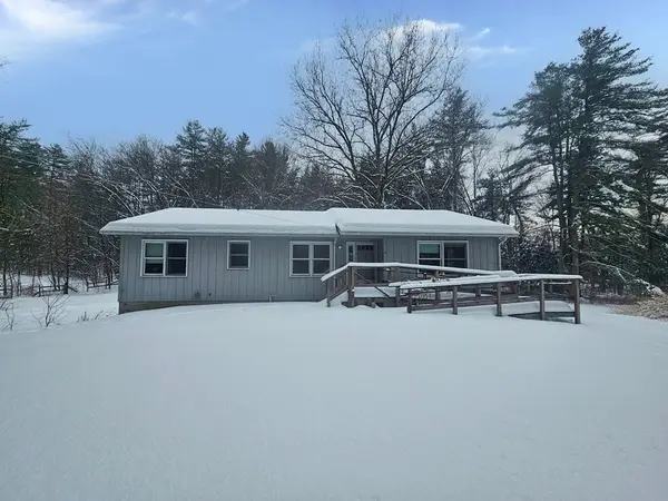 12 Ferry Rd, Montague, MA 01351