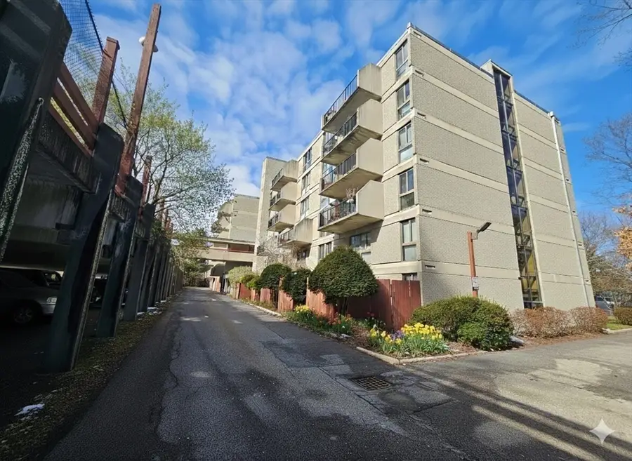 55 Tall Oaks Dr #L8, Weymouth, MA 02190 - #2