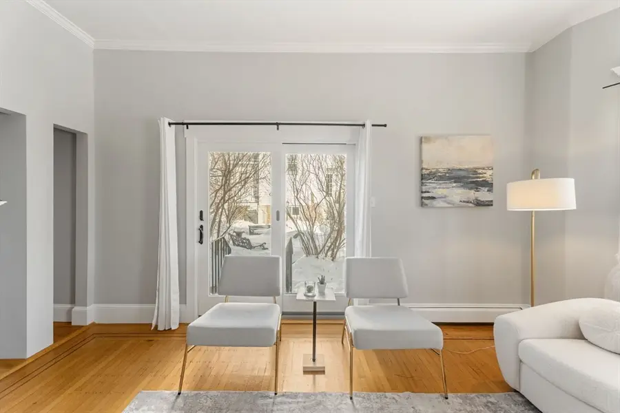 11 S Fairview #2R, Boston, MA 02131 - #2