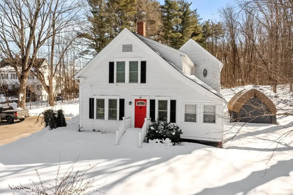 90 Townsend St, Pepperell, MA 01463 - #1