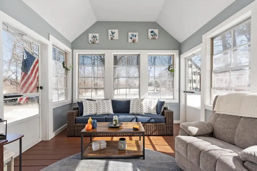 90 Townsend St, Pepperell, MA 01463 - #3