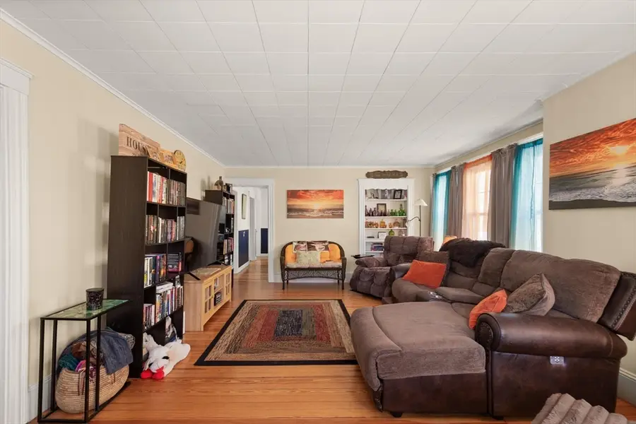 37 Lincoln Street, North Andover, MA 01845 - #3