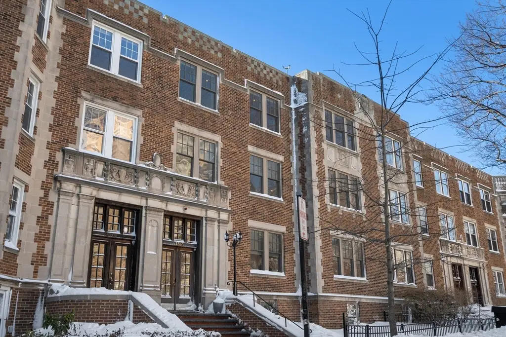 1517 Beacon #4, Brookline, MA 02445 - #1