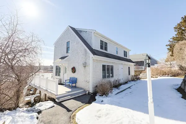 12 Burg Ave, Sandwich, MA 02563