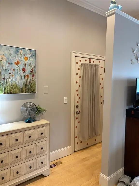 9 Beale St #2, Boston, MA 02124 - #3