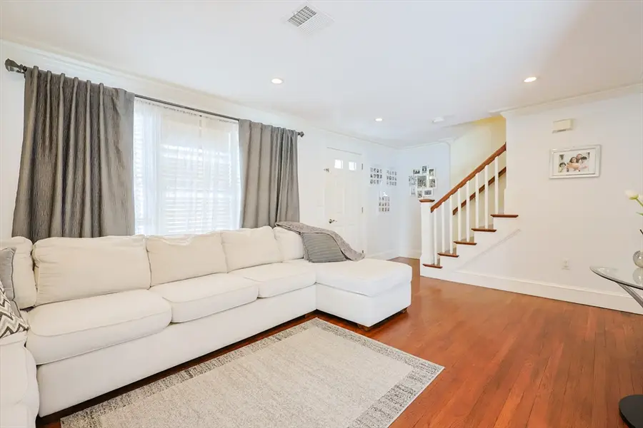 241 Purchase St, Milford, MA 01757 - #3