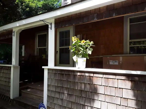 1359 Old Pleasant St, Bridgewater, MA 02324