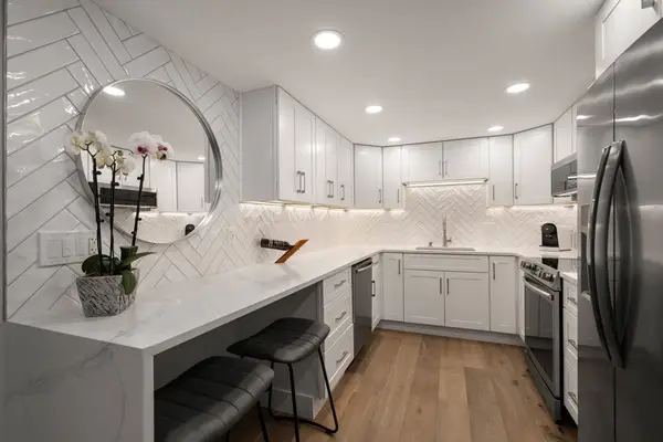 45 Longwood Ave #712, Brookline, MA 02446