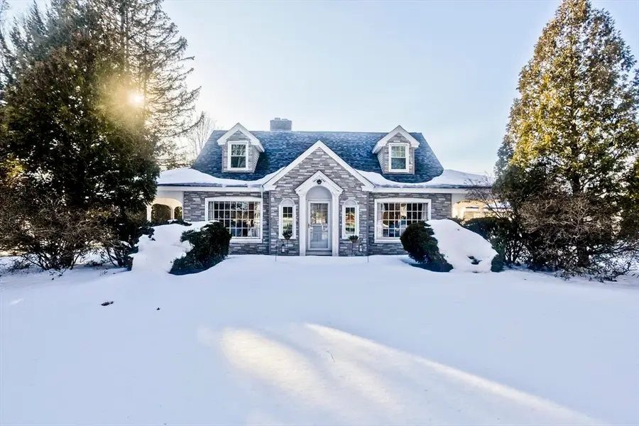 133 Middle St, Hadley, MA 01035 - #2