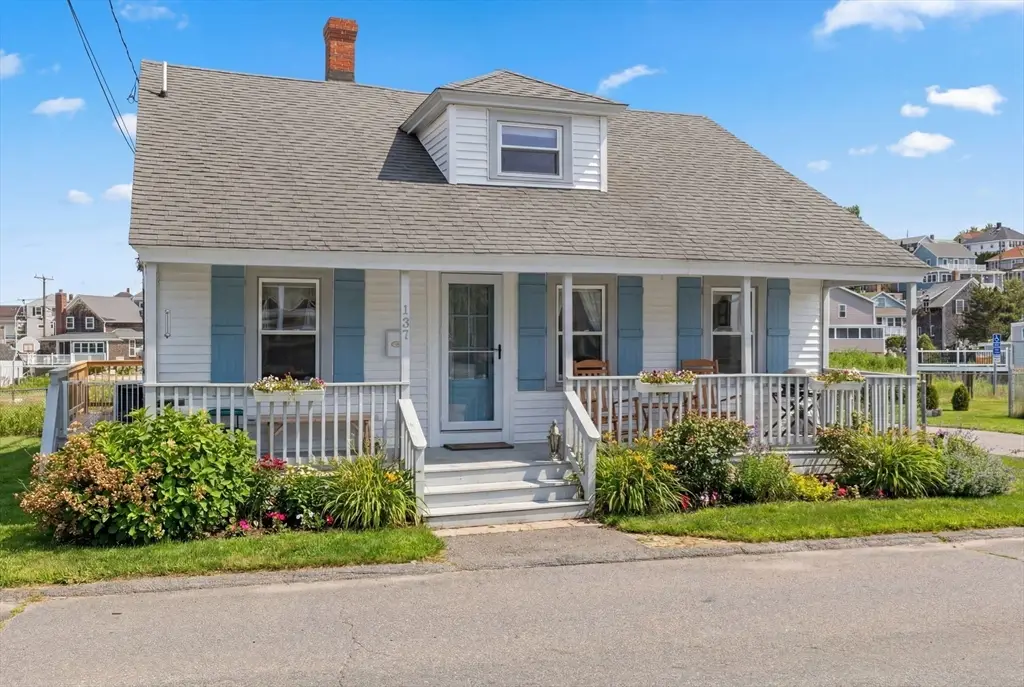 137 Hampton Cir, Hull, MA 02045 - #1