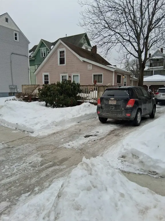 13 Hampden St, Worcester, MA 01609 - #1