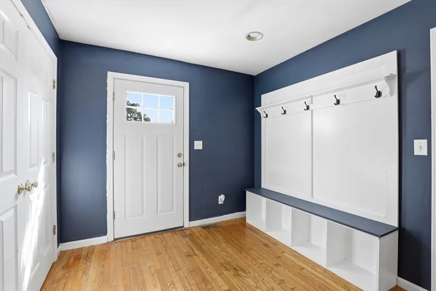 165 Lake Shore Dr, Weymouth, MA 02189 - #3