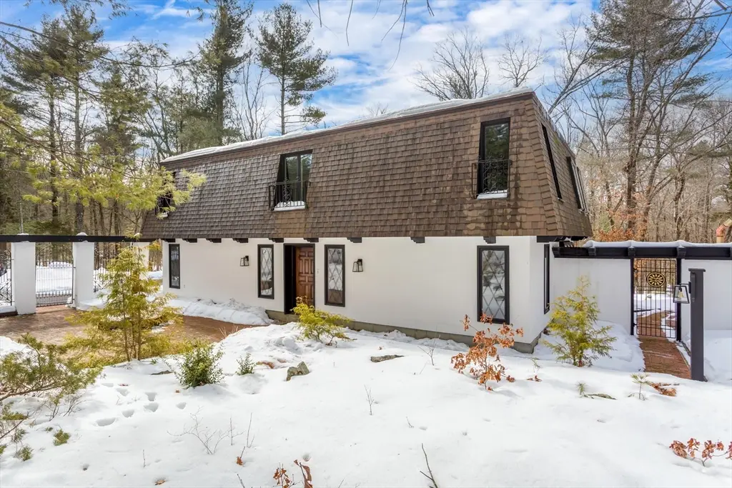 100 Daniels St, Franklin, MA 02038 - #1