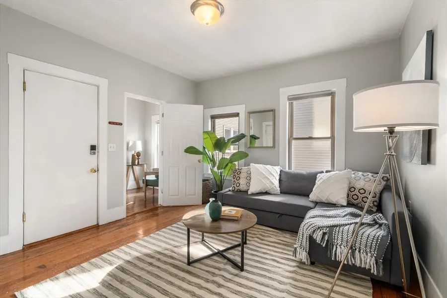 321 Columbia Street #3, Cambridge, MA 02141 - #3