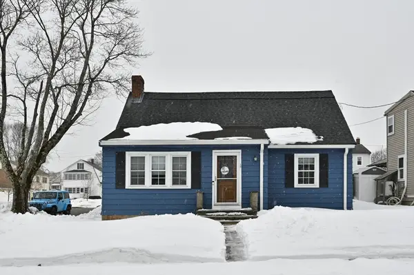 15 Roland Road, Peabody, MA 01960