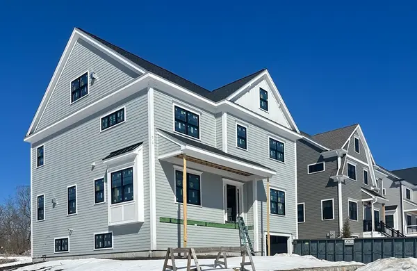 17 Starling Street, Boston, MA 02132