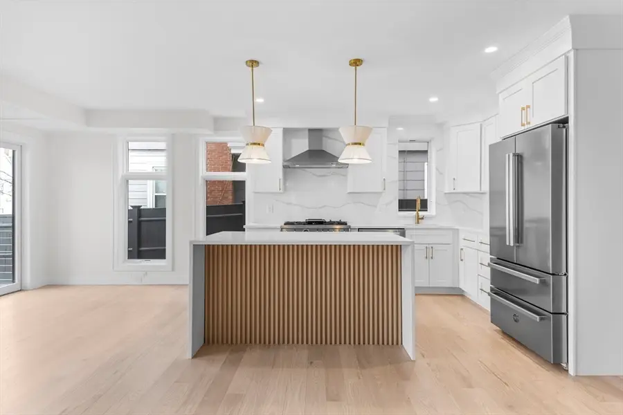 595 Broadway #101, Somerville, MA 02145 - #2