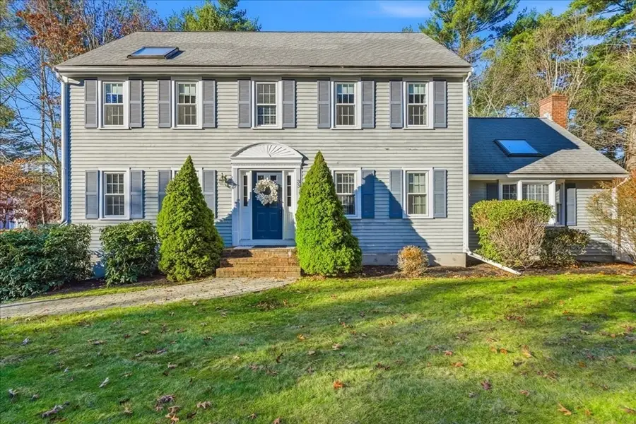 33 First Parish Ln, Hanover, MA 02339 - #2