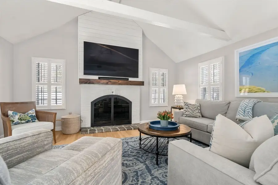 22 Longmeadow Rd, Hingham, MA 02043 - #3