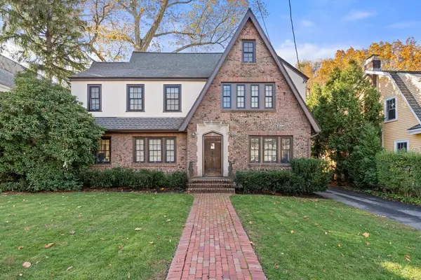 22 Brackett Rd, Newton, MA 02458