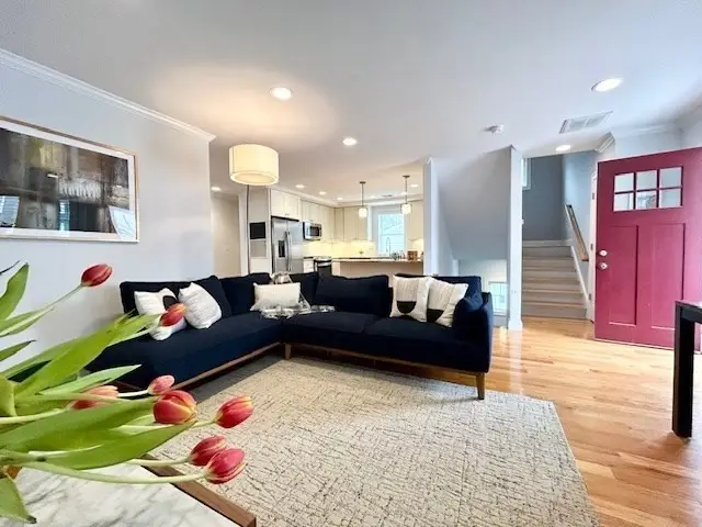 40 Catherine St #2, Boston, MA 02131 - #1