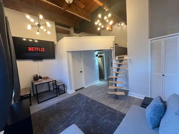 24 Norman #110, Salem, MA 01970