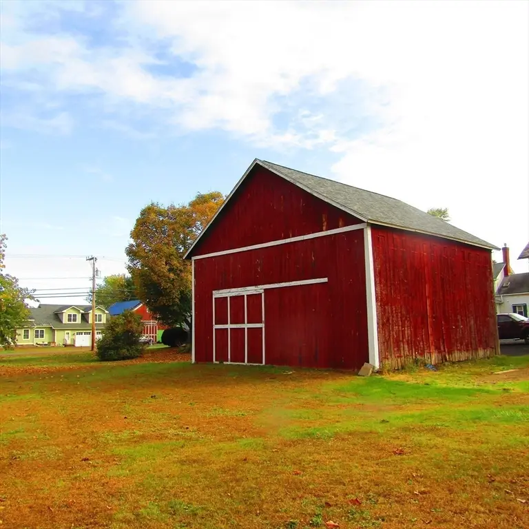 71 Chestnut Street, Hatfield, MA 01038 - #3