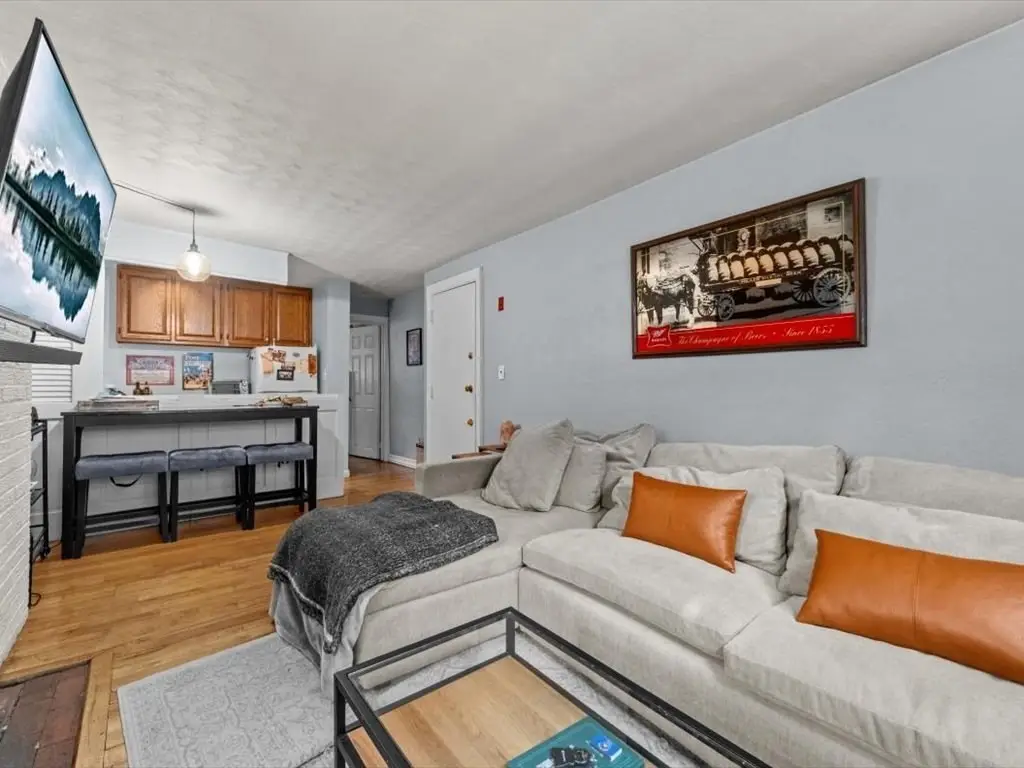 11 Myrtle St #2, Boston, MA 02114 - #1