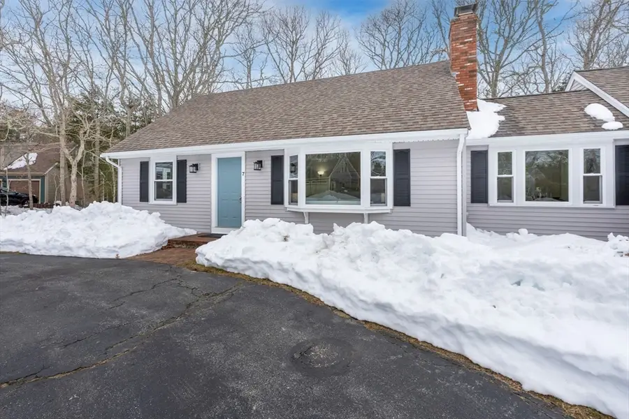 7 Dexter Mill Dr, Teaticket, MA 02536 - #2