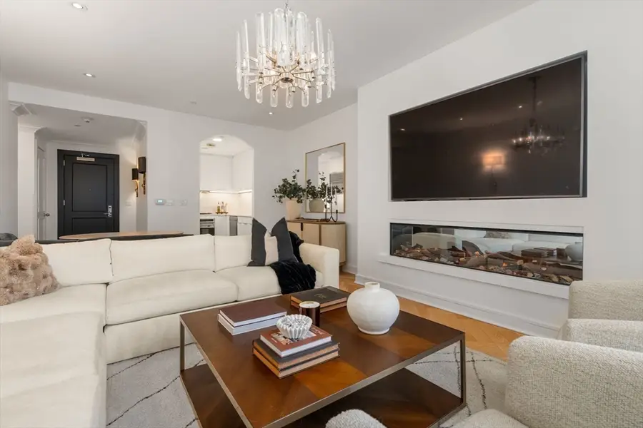 500 Atlantic Ave #18C, Boston, MA 02210 - #2