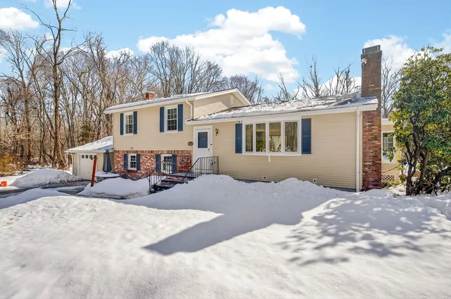 197 Chestnut St, Rehoboth, MA 02769 - #2