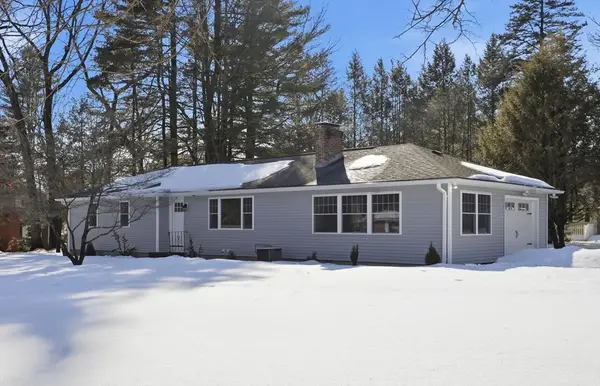 5 Bancroft St, Westfield, MA 01085