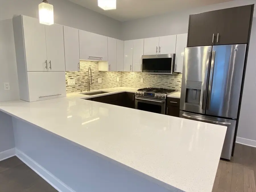 18 Cliveden St #205, Quincy, MA 02169 - #3