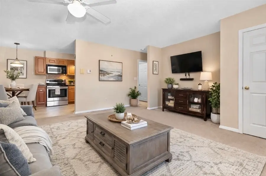 6 Dailey #J, Attleboro, MA 02703 - #2